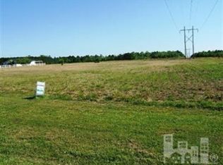 3695 E State Highway 24, Beulaville, NC 28518