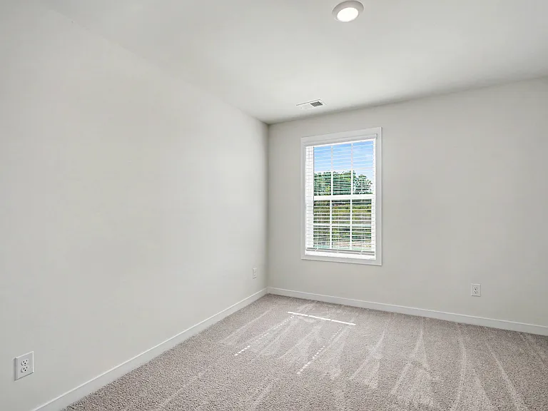 1022 Whistling Pl — Photo 15