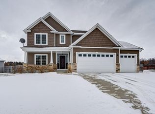 2206 38th Ave, Kenosha, WI 53144