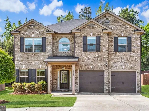 2167 Dodson Woods Dr, Fairburn, GA 30213