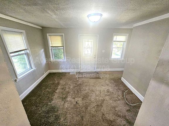 2nd image of 126 Madison Ave