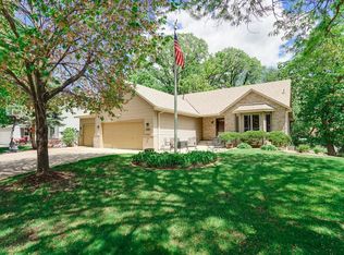 2199 Holly Ave N, Oakdale, MN 55128