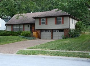 9525 Lamar Ave, Overland Park, KS 66207