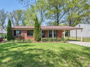 2841 Briarcote Ln, Maryland Heights, MO 63043