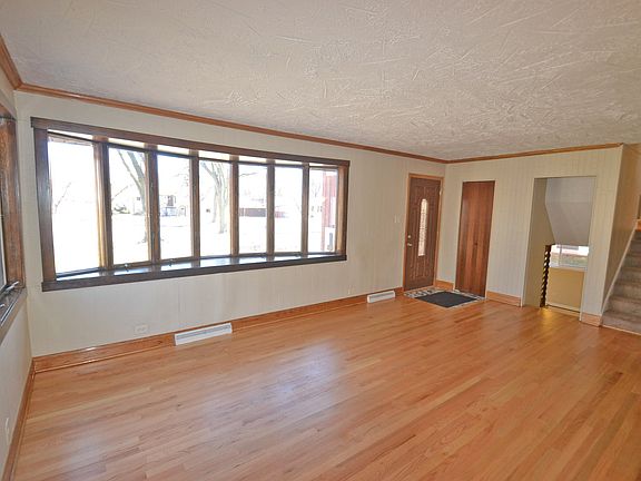 2nd image of 738 Dennis Dr
