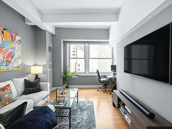 3rd image of 88 Greenwich St APT 1013
