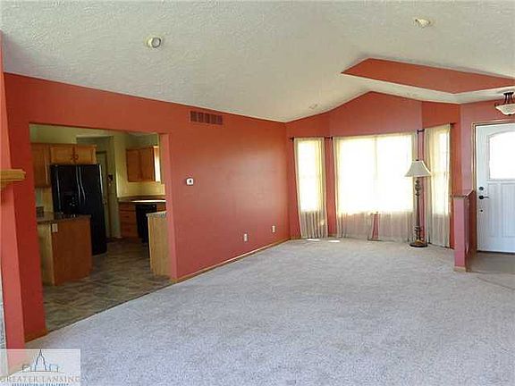 2nd image of 1015 N Crandell Dr