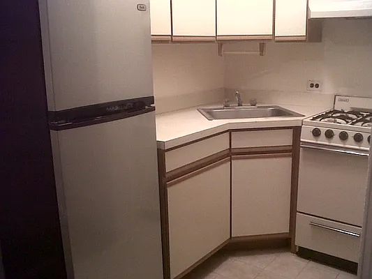 Rented by CNYC Apartments | media 34