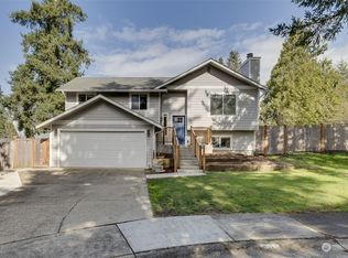 16216 NE 107th Ct, Redmond, WA 98052
