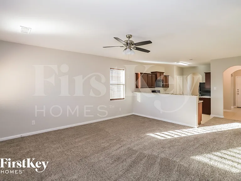 2205 Old Harbor Way — Photo 6