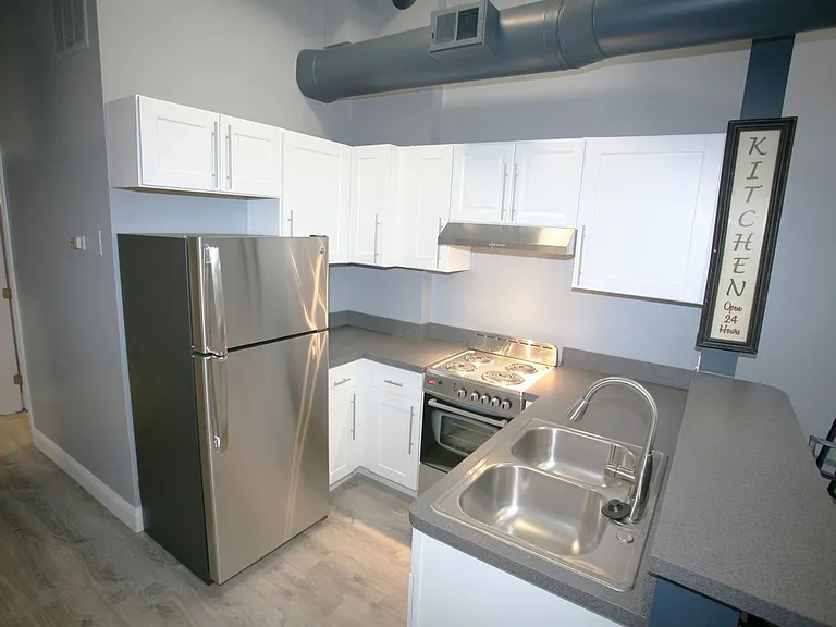 Smartland Body Block Arcade Apartments — Photo 16
