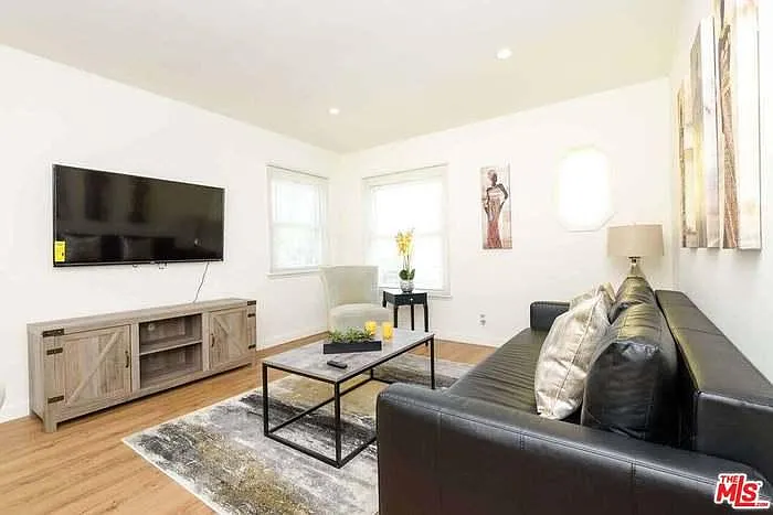 8811 Ramsgate Ave — Photo 12