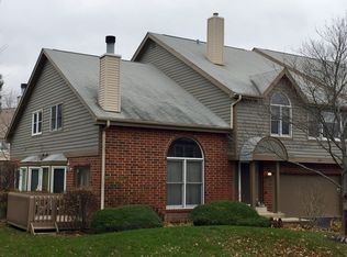 1517 Stewart Dr, Darien, IL