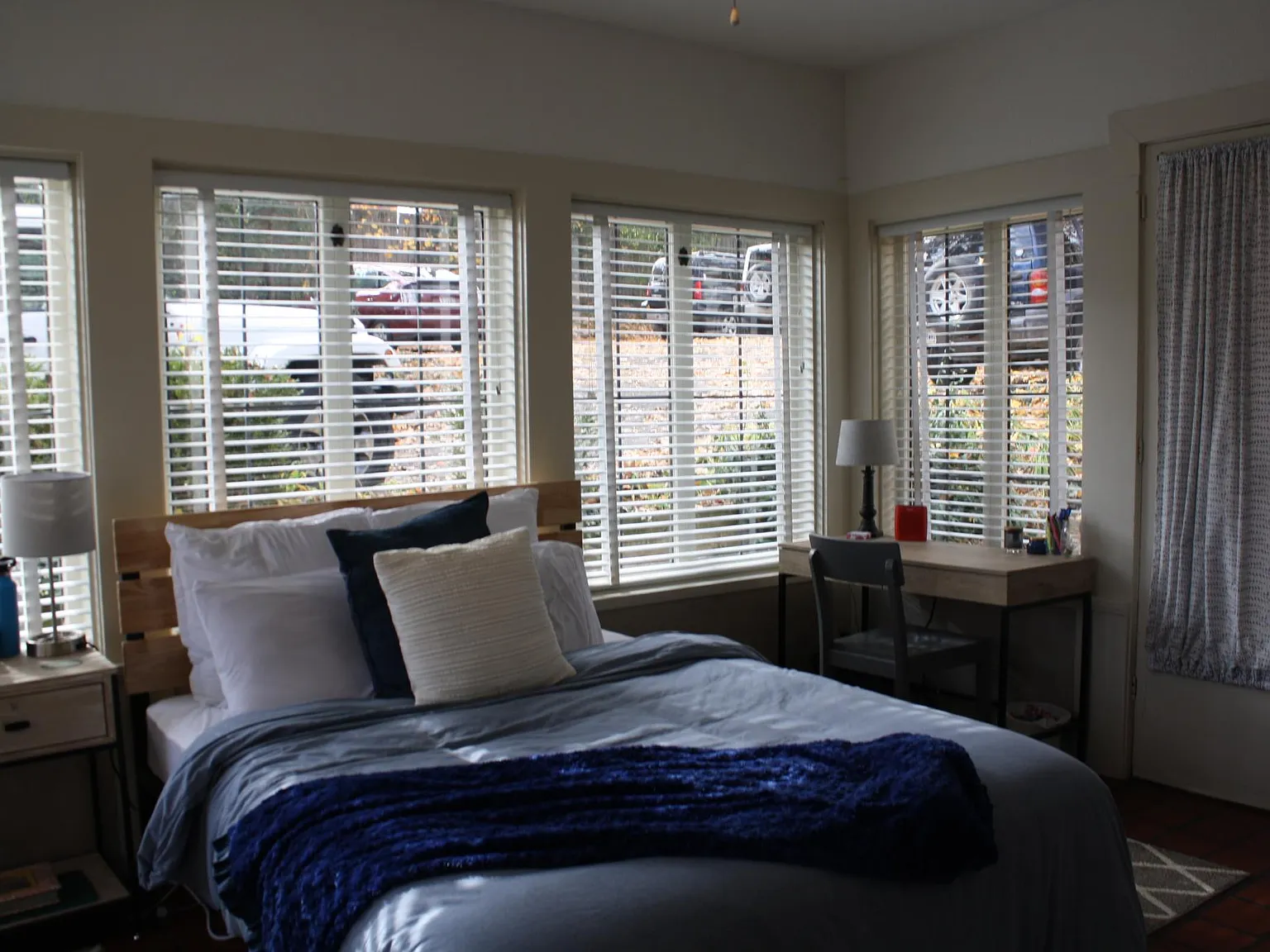 6 bed, 3104 sqft, $7,650 — Photo 3