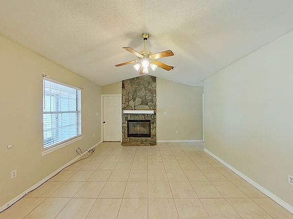 3-web-or-mls-3 Living Room-2-Edit-5_06112025