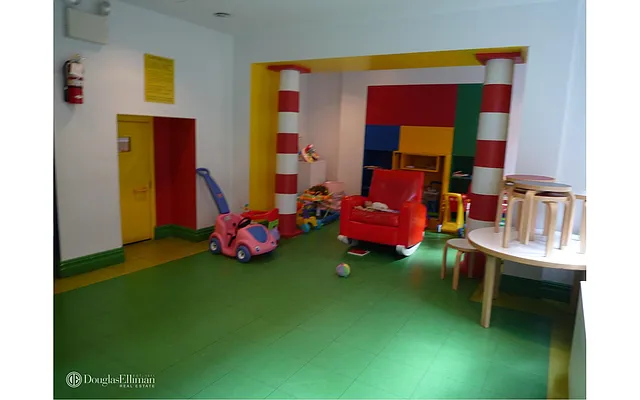 Rented by Douglas Elliman | media 20