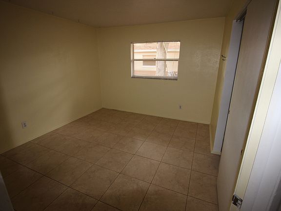 3rd image of 626 Wildwood Way APT C