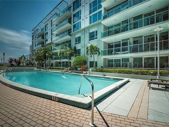 5th image of 912 Channelside Dr Unit 2405