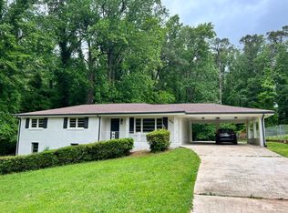 1956 Silver Creek Dr, Lithia Springs, GA 30168