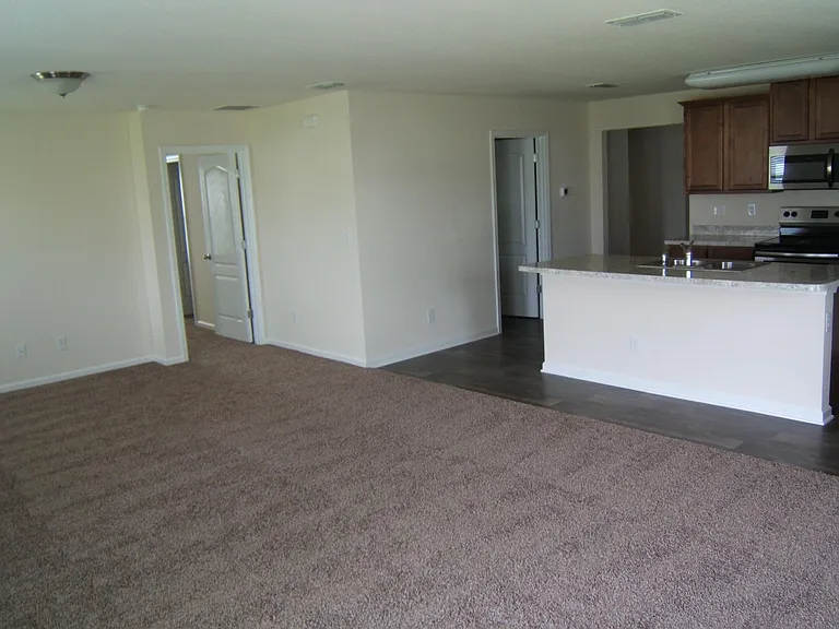 240 Blue Creek Way — Photo 16