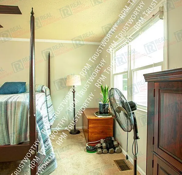 521 Darby Glen Ln #1 — Photo 11