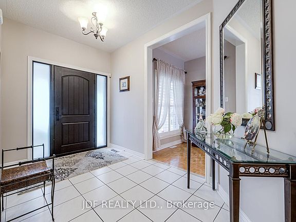 4th image of 164 Golden Gate Cir