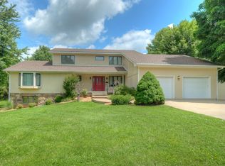 814 Macy Dr, Neosho, MO 64850
