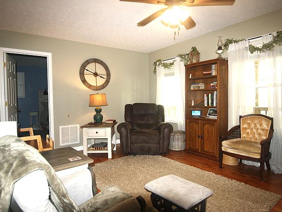 4th image of 1742 Jackson County High School Rd