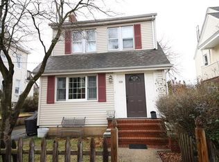 109 First St, Yonkers, NY 10704