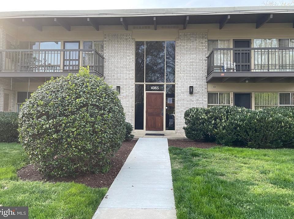 1st image of 4965 Americana Dr #E