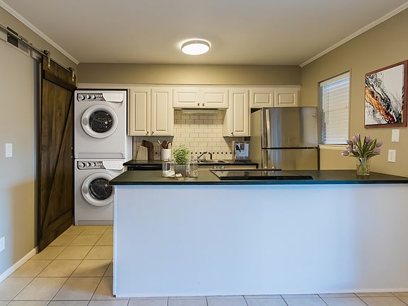 2nd image of 517 Chickadee Dr #11318559