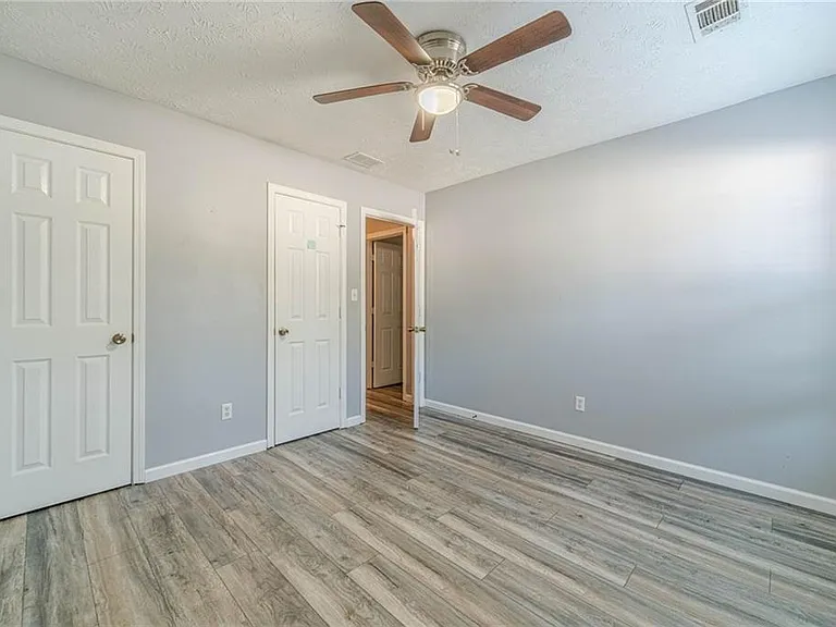 1617 Amhearst Walk Rd — Photo 18