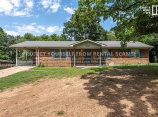 1245 N Mission Blvd, Fayetteville, AR 72701