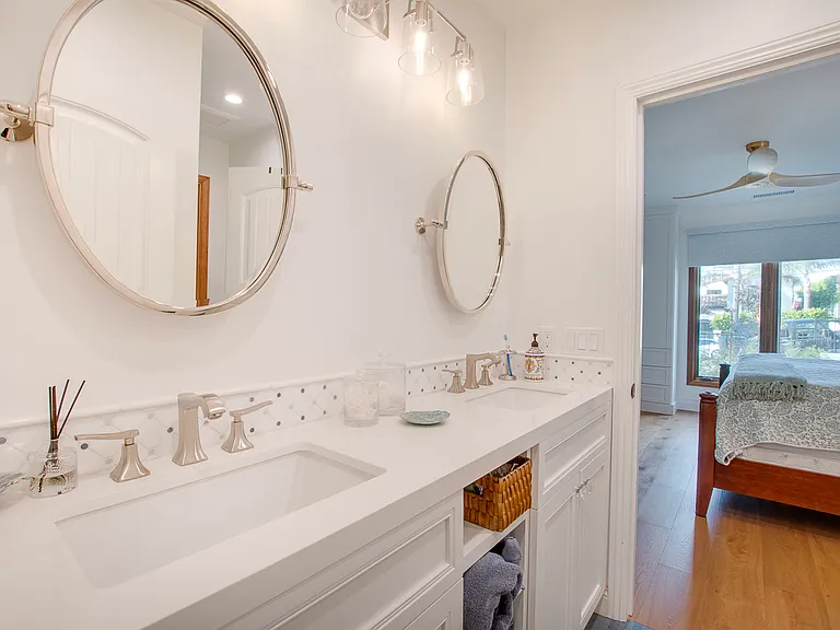 2nd Bathroom en-suite