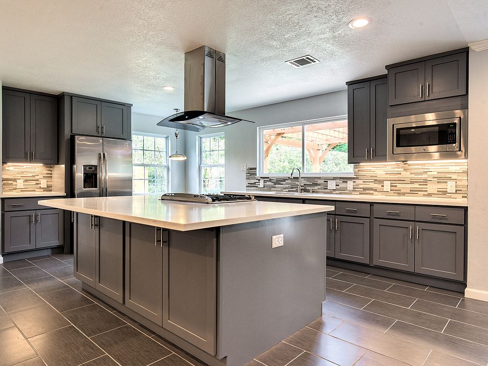 1st image of 8546 Montridge Dr