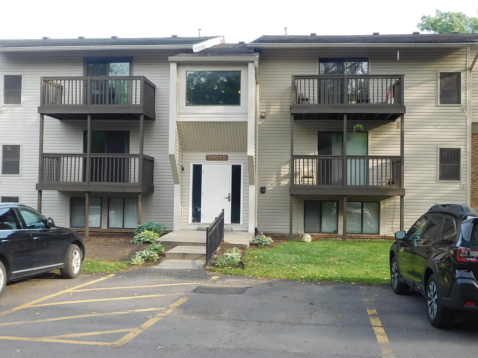 30042 W Twelve Mile Rd #52