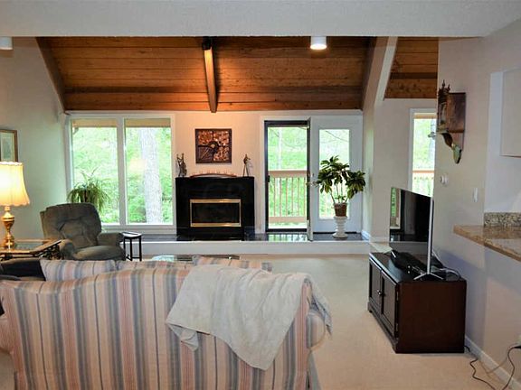 5th image of 756 Nova Ct