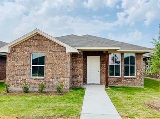 1289 Trailside Dr, Burleson, TX 76028