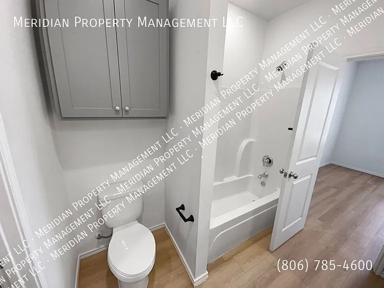 5506 Itasca St #B — Photo 19