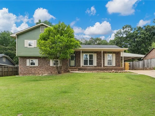 4501 Linda Dr, Phenix City, AL 36867