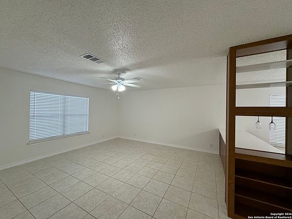 2nd image of 4927 KENTON LAKE