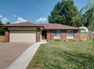 3630 S Blackburn Ct, Springfield, MO 65807