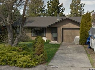 1166 NE Hollinshead Ct, Bend, OR 97701
