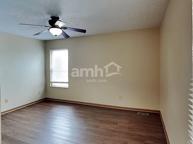 7481 Oliver Winchester Dr — Photo 12