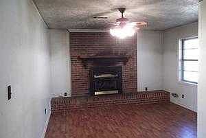 Living Room w FP