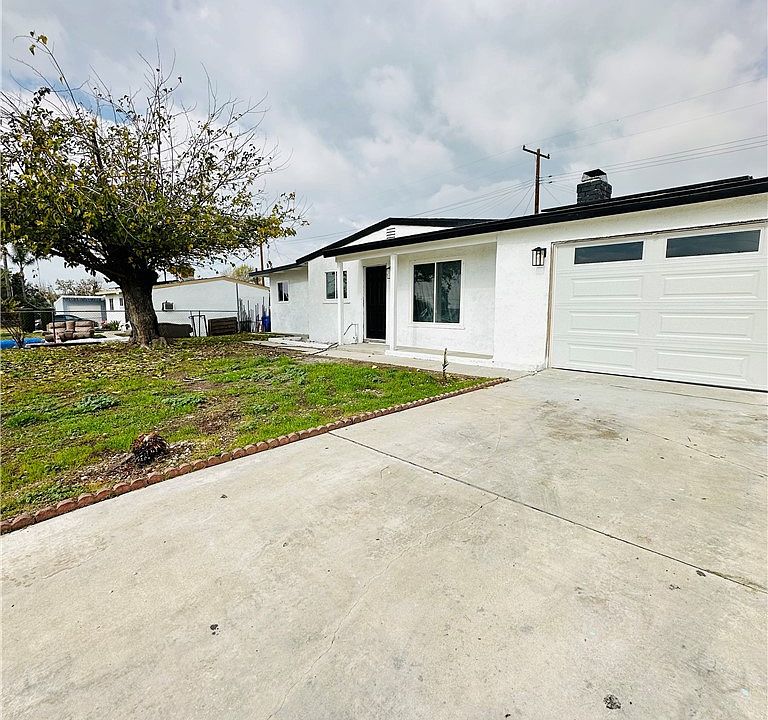 1st image of 27034 Villa Ave