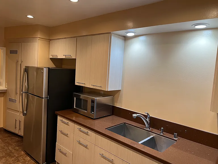13830 Burbank Blvd #A — Photo 20