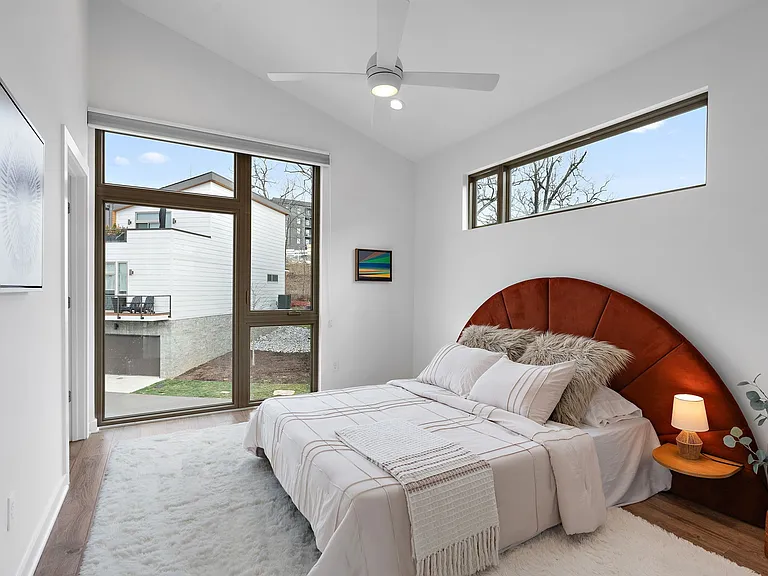 3079 Edwin Cir — Photo 20