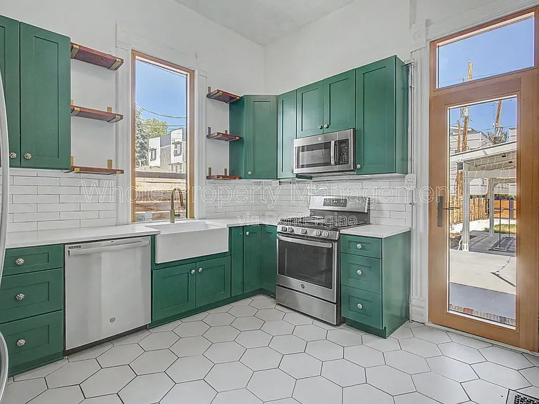 2923 W 27th Ave — Photo 16