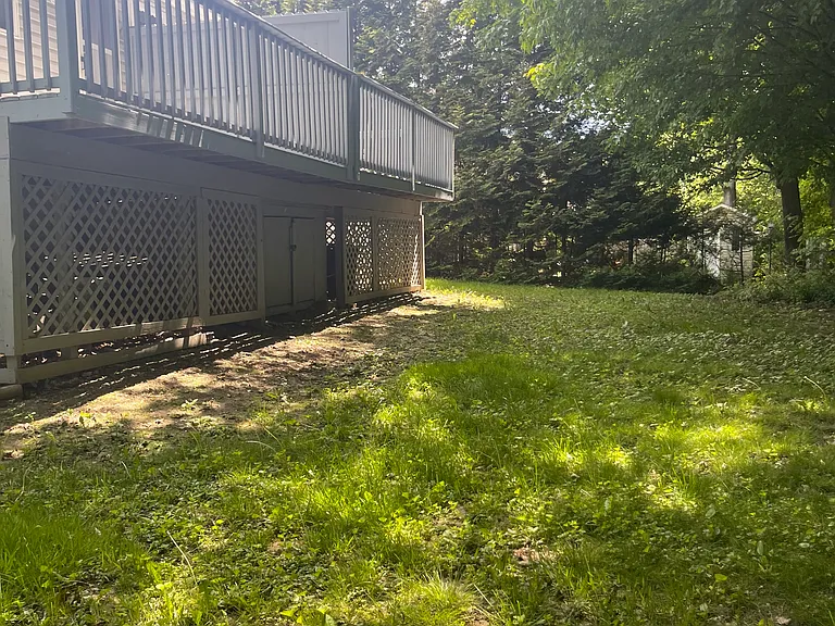 97 Downey Dr — Photo 20